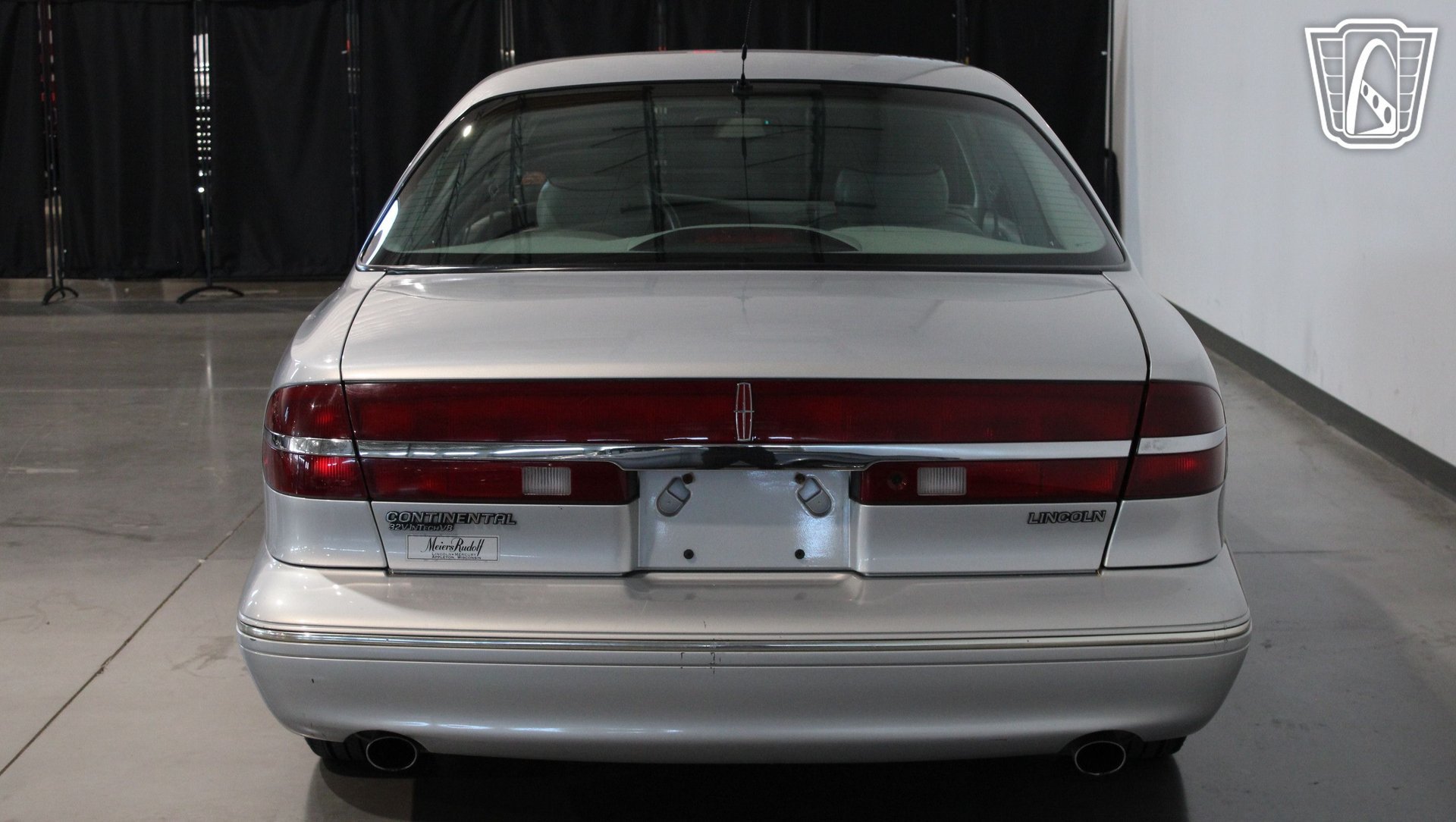 Used 1996 Lincoln Continental FWD image 17