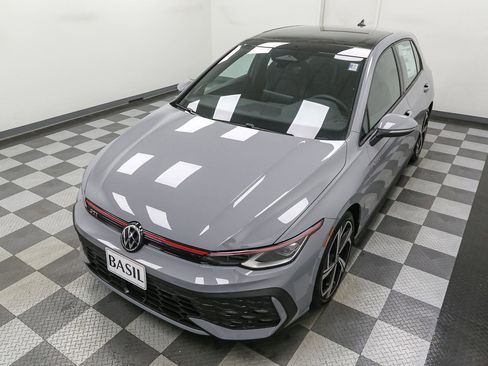 New 2026 Volkswagen GTI SE image 6