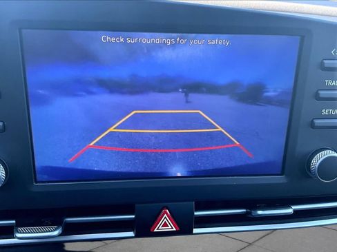 Used 2023 Hyundai Elantra SEL w/ Cargo Package FWD image 26