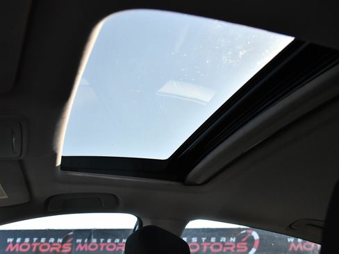 Used 2023 Honda Accord EX image 32