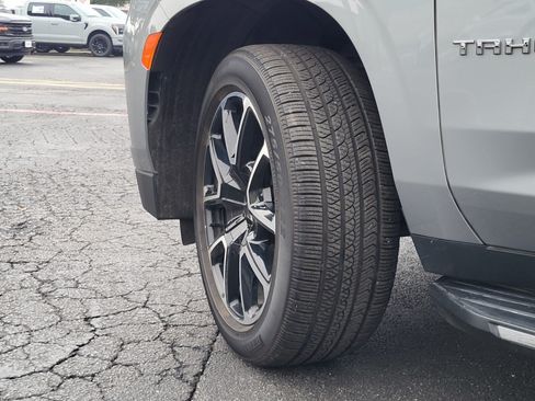 Used 2024 Chevrolet Tahoe LT AWD/4WD image 33