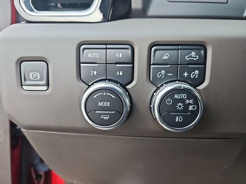 Certified 2023 GMC Sierra 1500 Denali image 31