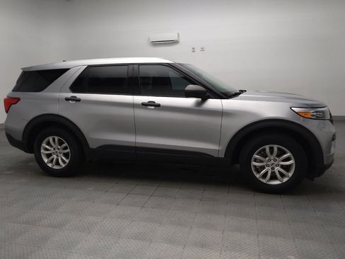Used 2021 Ford Explorer 2WD image 11