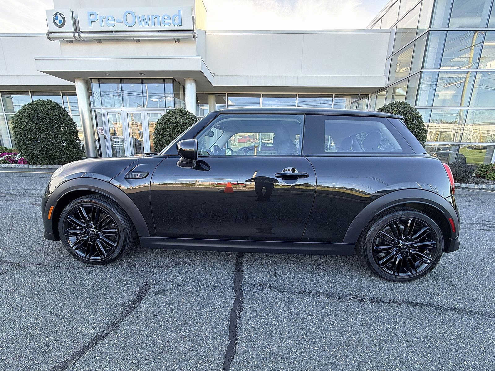 Used 2024 MINI Cooper S FWD image 11