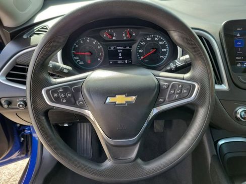 Used 2023 Chevrolet Malibu LT FWD image 26