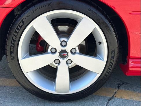 Used 2005 Pontiac GTO Coupe 2D image 21