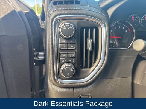 Used 2021 Chevrolet Silverado 1500 LT Trail Boss w/ Bed Protection Package image 21