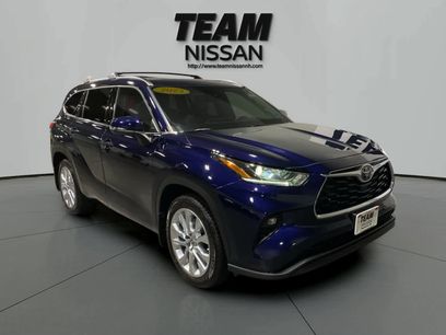 Used 2023 Toyota Highlander Limited