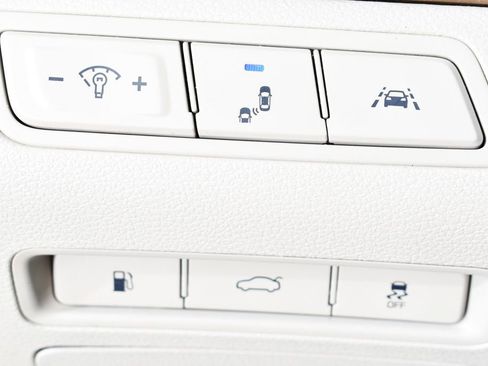 Used 2015 Hyundai Sonata Limited w/ Option Group 06 image 29