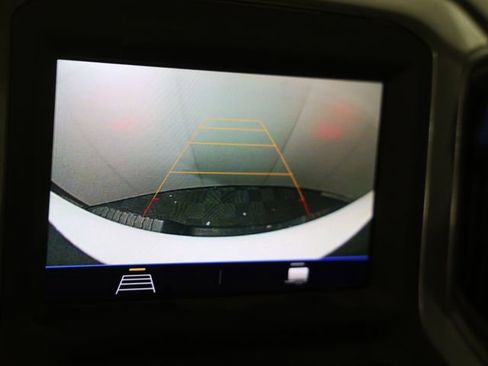 Used 2023 Chevrolet Silverado 2500 Custom w/ Custom Convenience Package image 5