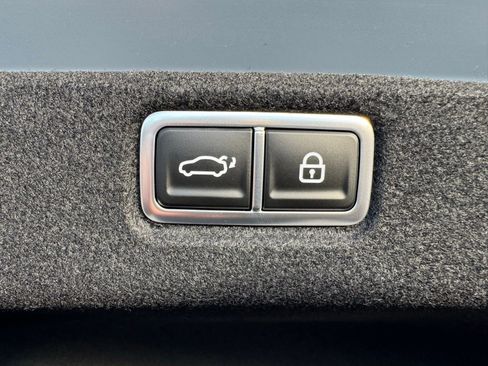 New 2025 Hyundai Sonata Limited image 30