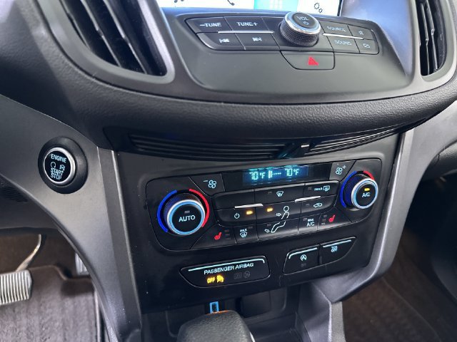 Used 2019 Ford Escape SE FWD image 17