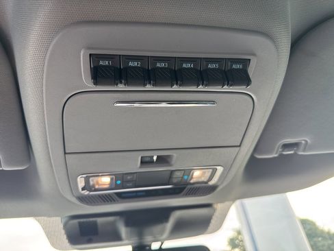 Used 2024 Ford F350 Lariat w/ Lariat Ultimate Package image 34