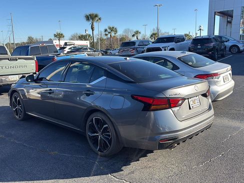 Used 2024 Nissan Altima 2.5 SR image 10