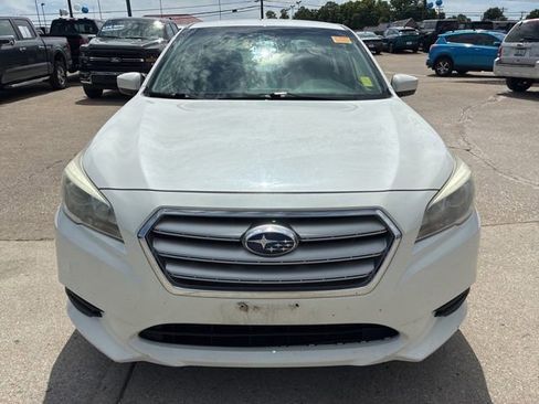 Used 2017 Subaru Legacy 2.5i Premium AWD/4WD image 2