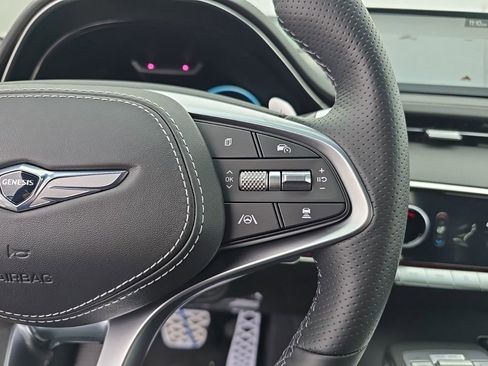 Used 2025 Genesis GV70 2.5T Sport Prestige w/ Sport Prestige Package image 16