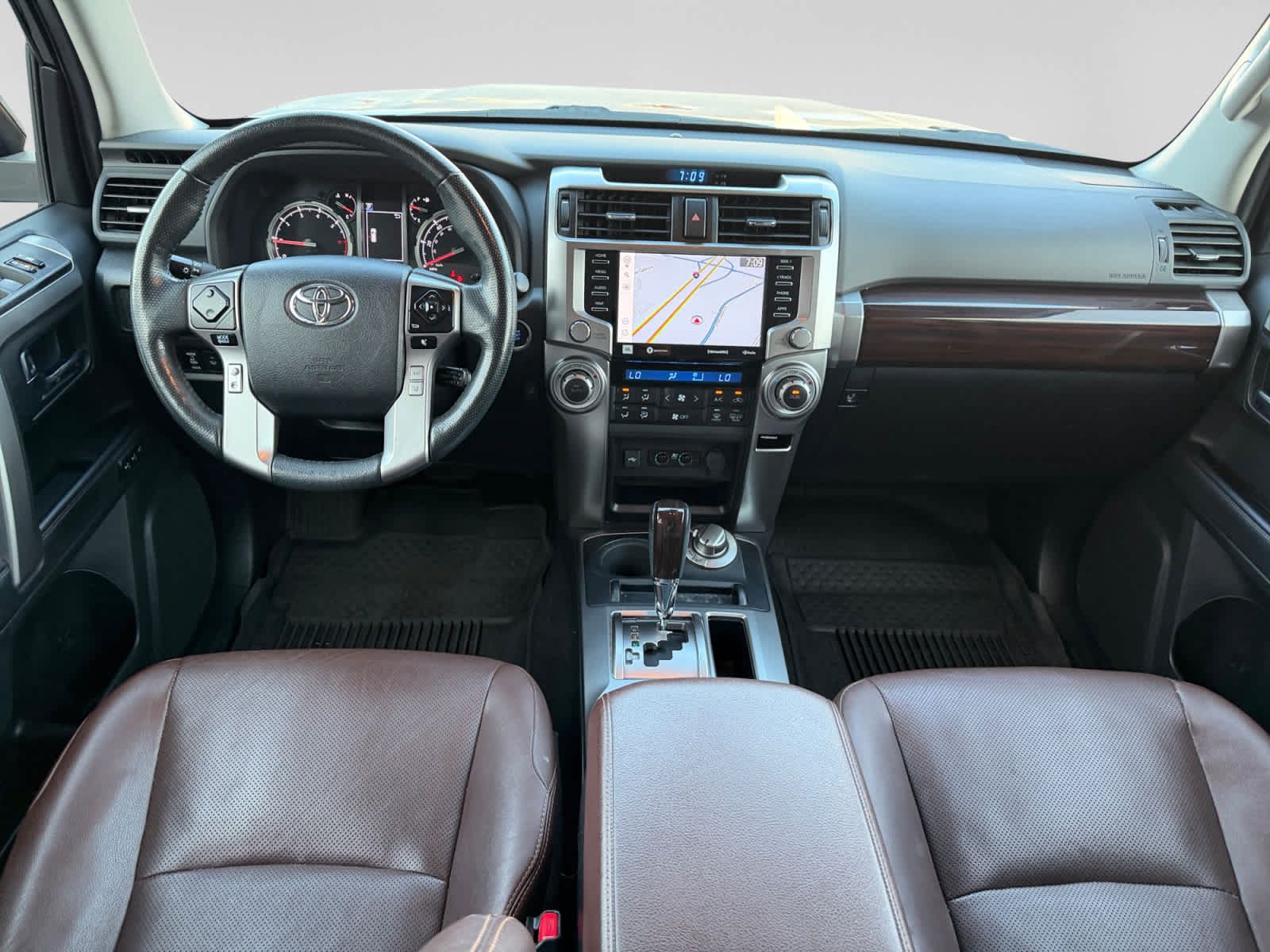 Used 2023 Toyota 4Runner Limited AWD/4WD image 15