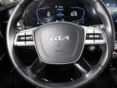 Used 2023 Kia Telluride S image 6