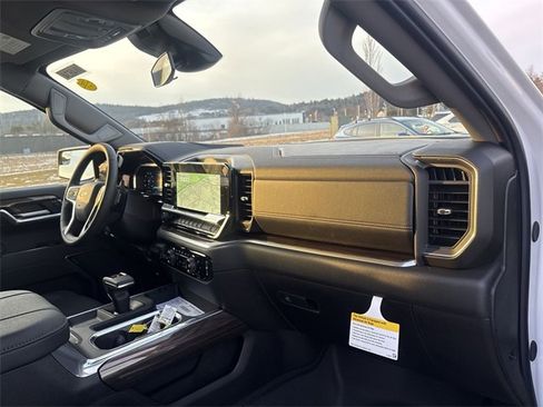 New 2026 Chevrolet Silverado 1500 LT w/ Z71 Off-Road Package image 30