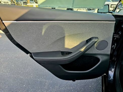 Used 2024 Tesla Model 3 Standard Range RWD image 27