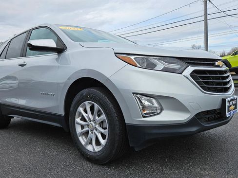 Used 2021 Chevrolet Equinox LT image 1