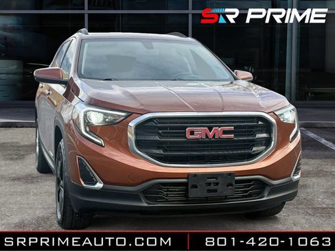 Used 2019 GMC Terrain SLE w/ Driver Convenience Package image 4