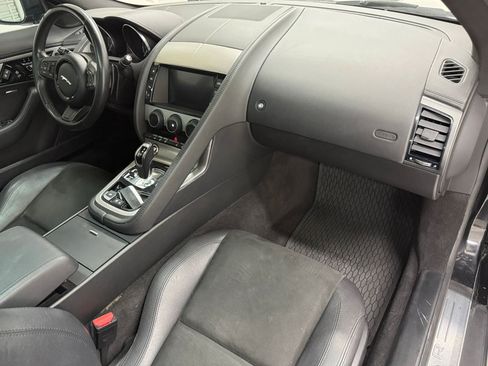 Used 2016 Jaguar F-TYPE Coupe RWD image 2