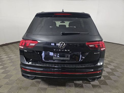 Used 2024 Volkswagen Tiguan SE R-Line AWD/4WD image 5