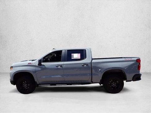 Used 2025 Chevrolet Silverado 1500 Custom Trail Boss AWD/4WD image 2