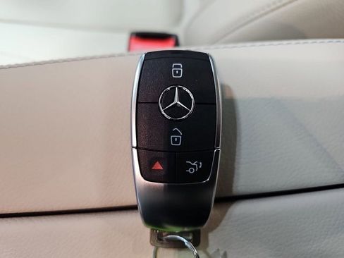 New 2026 Mercedes-Benz GLB 250 image 36