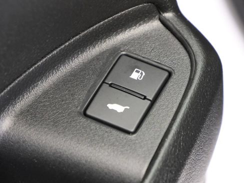 Used 2025 Honda Passport EX-L image 34