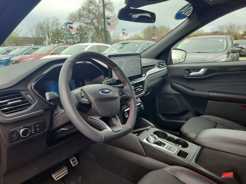 Certified 2024 Ford Escape ST-Line w/ Tech Pack #1 image 15