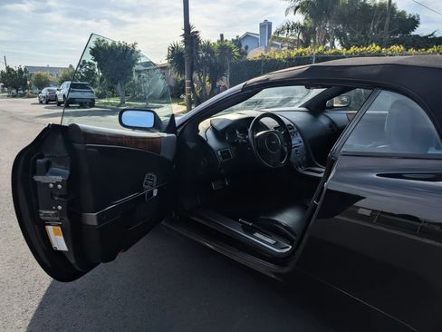 Used 2005 Aston Martin DB9 Volante image 28