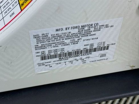 Used 2021 Ford EcoSport SE w/ SE Convenience Package image 32