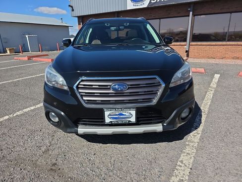 Used 2017 Subaru Outback 3.6R Touring AWD/4WD image 2