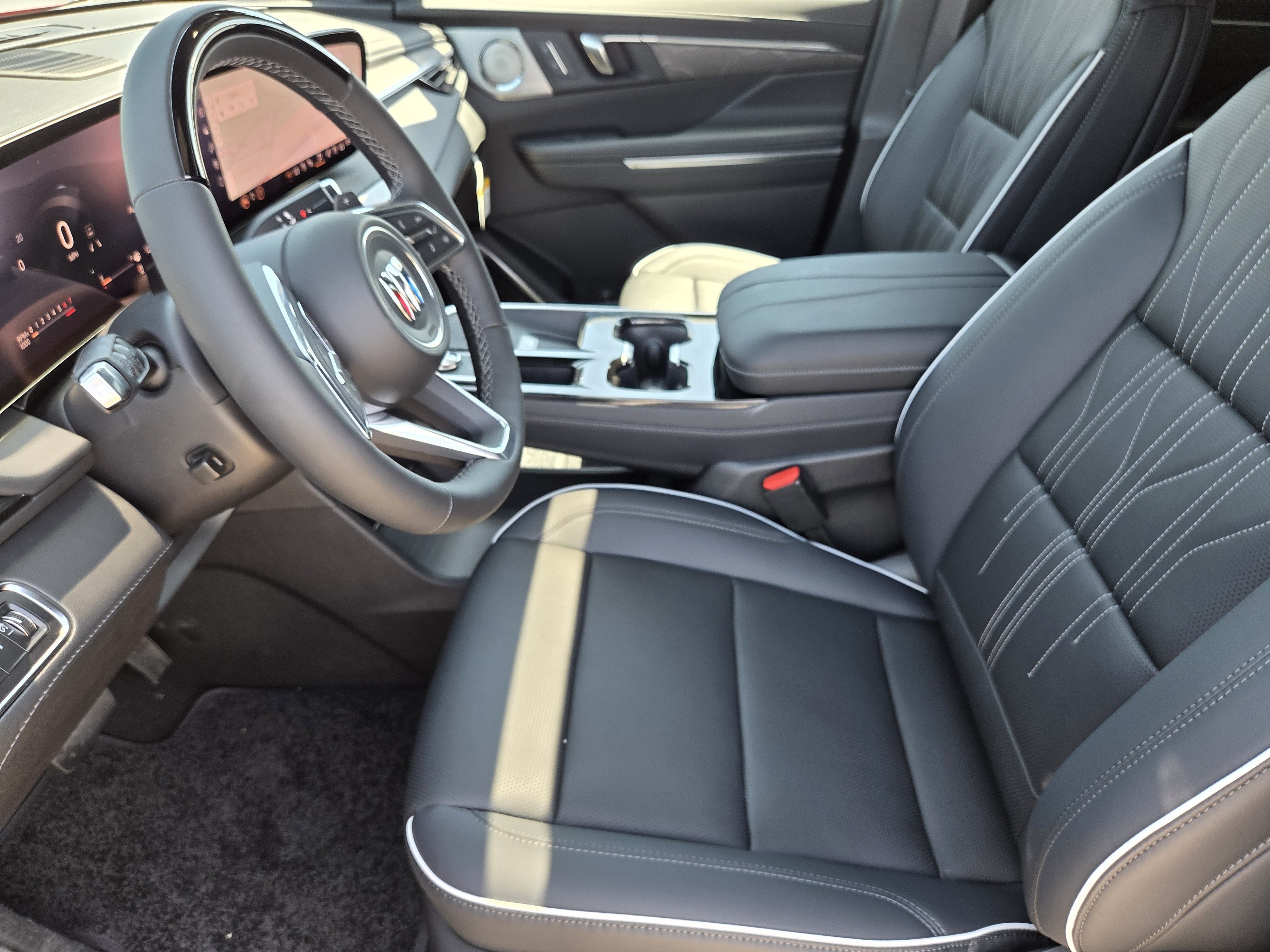 New 2027 Buick Enclave Avenir FWD image 23