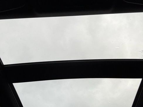 Used 2022 Mitsubishi Outlander SE image 11