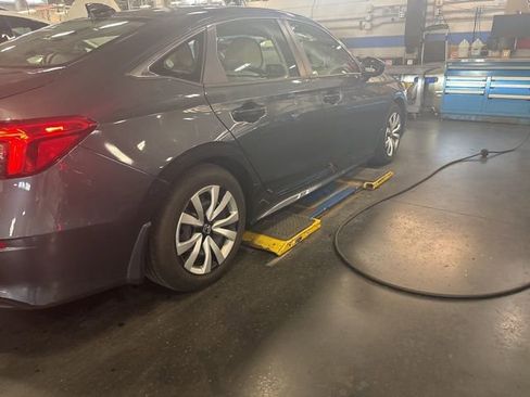 Used 2023 Honda Civic LX image 11