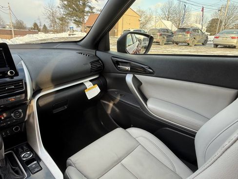 Used 2024 Mitsubishi Eclipse Cross SEL image 15