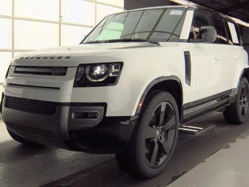 Certified 2025 Land Rover Defender 110 V8 AWD/4WD image 1
