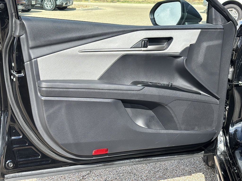 Used 2026 Toyota Camry SE w/ Convenience Package FWD image 25