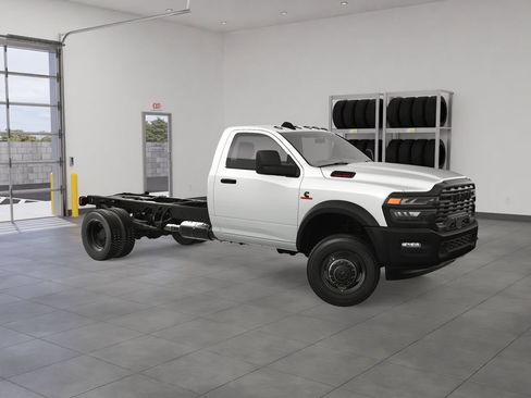 New 2025 RAM 4500 Tradesman AWD/4WD image 8