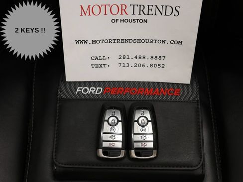 Used 2022 Ford Mustang Shelby GT500 w/ Carbon Fiber Track Pack RWD image 55