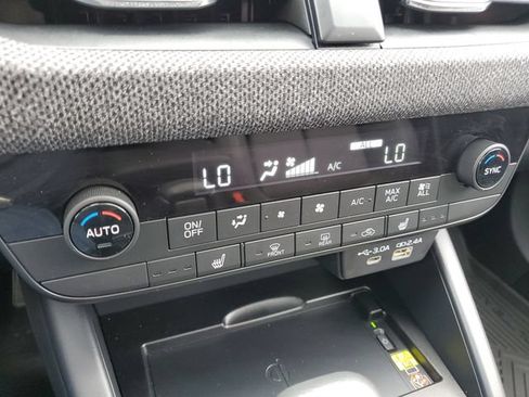 Used 2026 Subaru Outback Limited XT AWD/4WD image 16