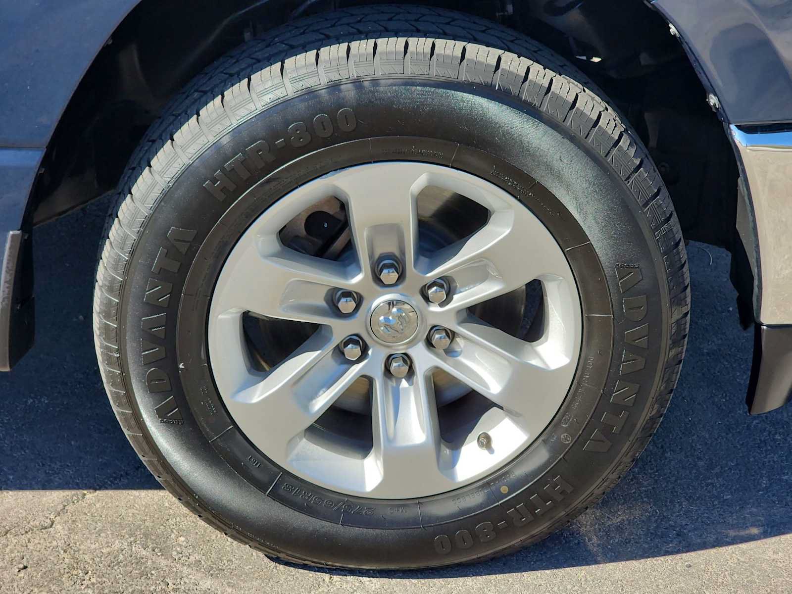 Used 2024 RAM 1500 Laramie RWD image 22
