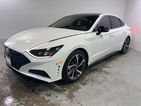 Used 2023 Hyundai Sonata SEL Plus image 2