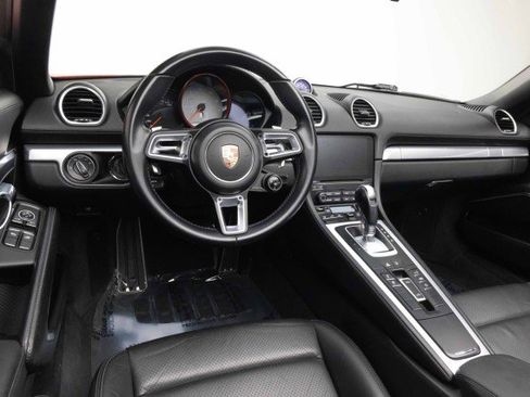 Used 2017 Porsche 718 Boxster S image 6