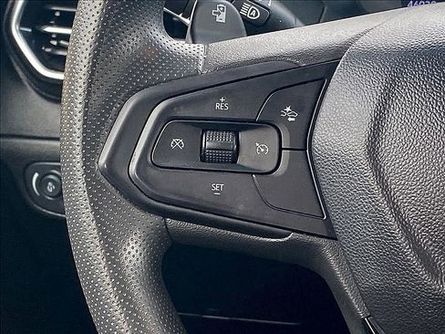 Used 2022 Chevrolet Bolt LT image 12