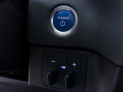 Used 2024 Toyota Tundra Limited image 27