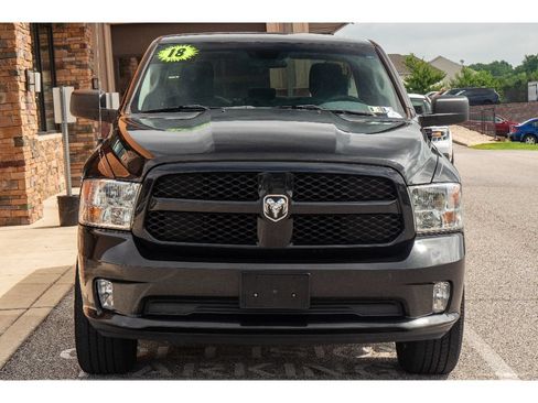 Used 2018 RAM 1500 Express w/ Express Value Package AWD/4WD image 8